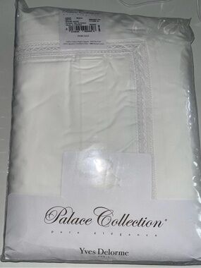 Yves Delorme Palace Collection White Percale Duvet Cover